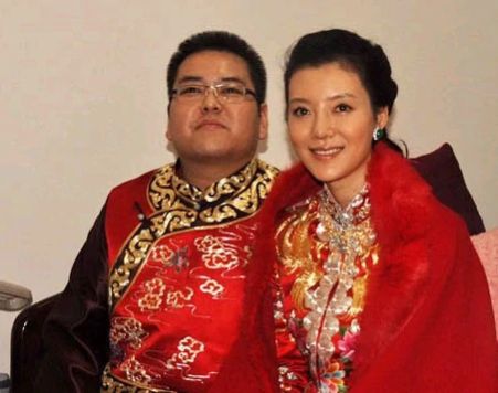 据说,当时被分手的汪涵,还多次努力想挽回车晓, 可惜脾气有些倔强的