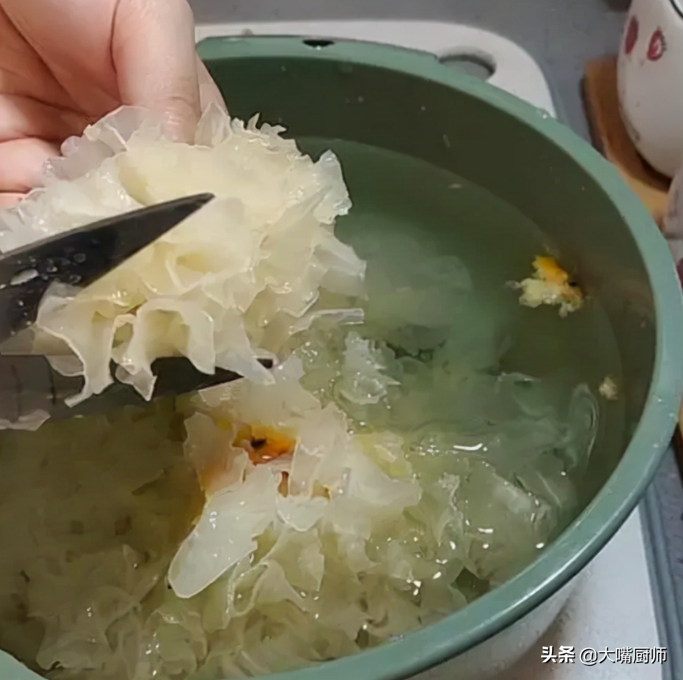 银耳泡多久最好