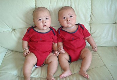 张民权双胞胎图片