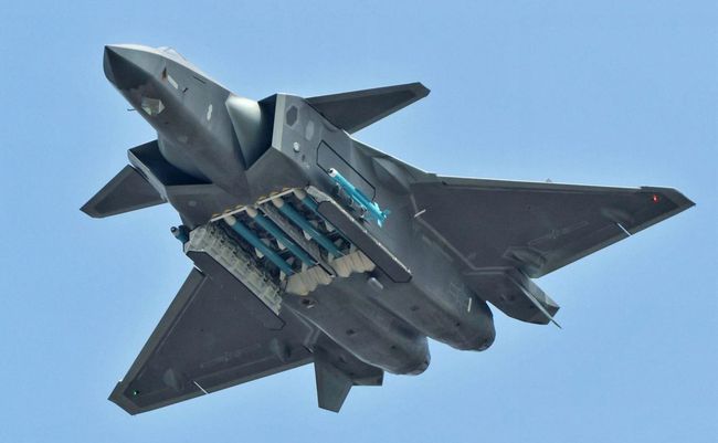 美称要让中国恐惧 中国空军回应