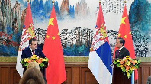 王毅：中国人有个铁杆朋友塞尔维亚