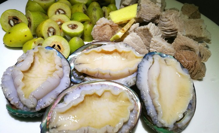 入秋后，青榄加瘦肉，每周两次，85岁奶奶坚持喝30年，太实用了