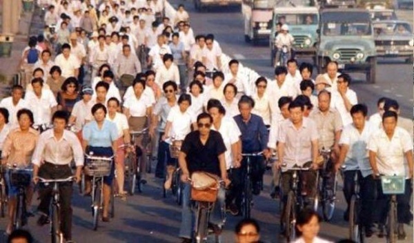 1996年的一万元等于现在多少钱？