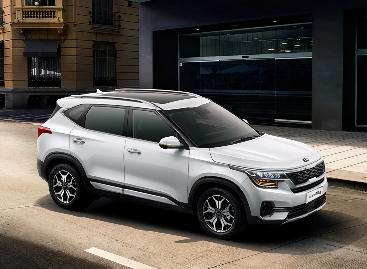 新手买车不知如何选择？听听老司机介绍的4款好车，好开又好看