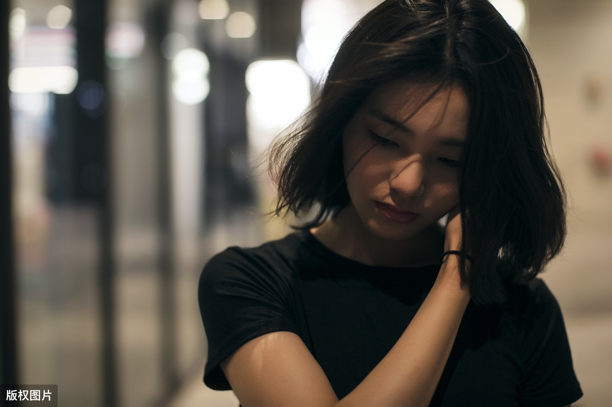 95后美女负债20万,做副业月入10万+ 钱,真的很好赚!