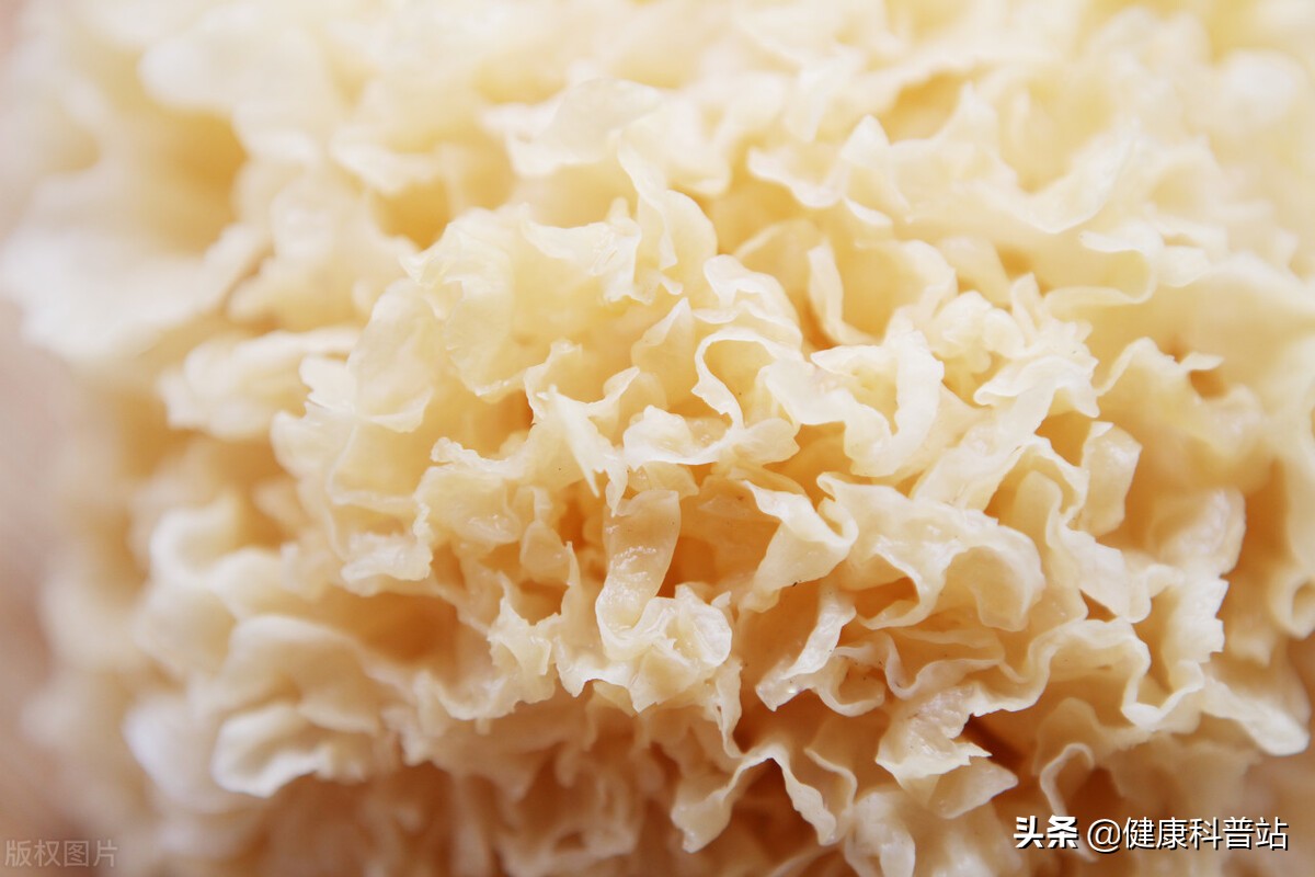 男性在夏季时，身体感觉盗汗严重，该怎么办？