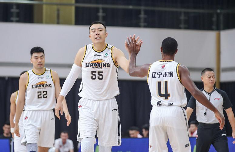 CBA：辽宁大胜山西 郭艾伦遭驱逐