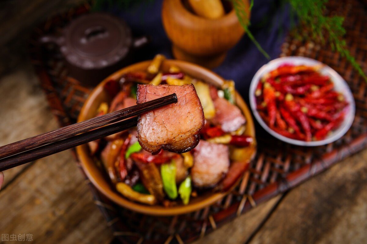 腊肉发霉，能不能吃？你需要看这3点