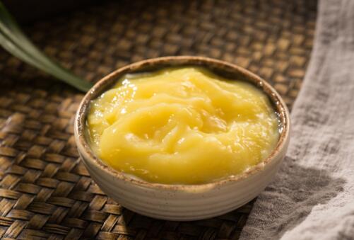 女人喝蜂王浆会长胖吗？喝蜂王浆为什么长胖？