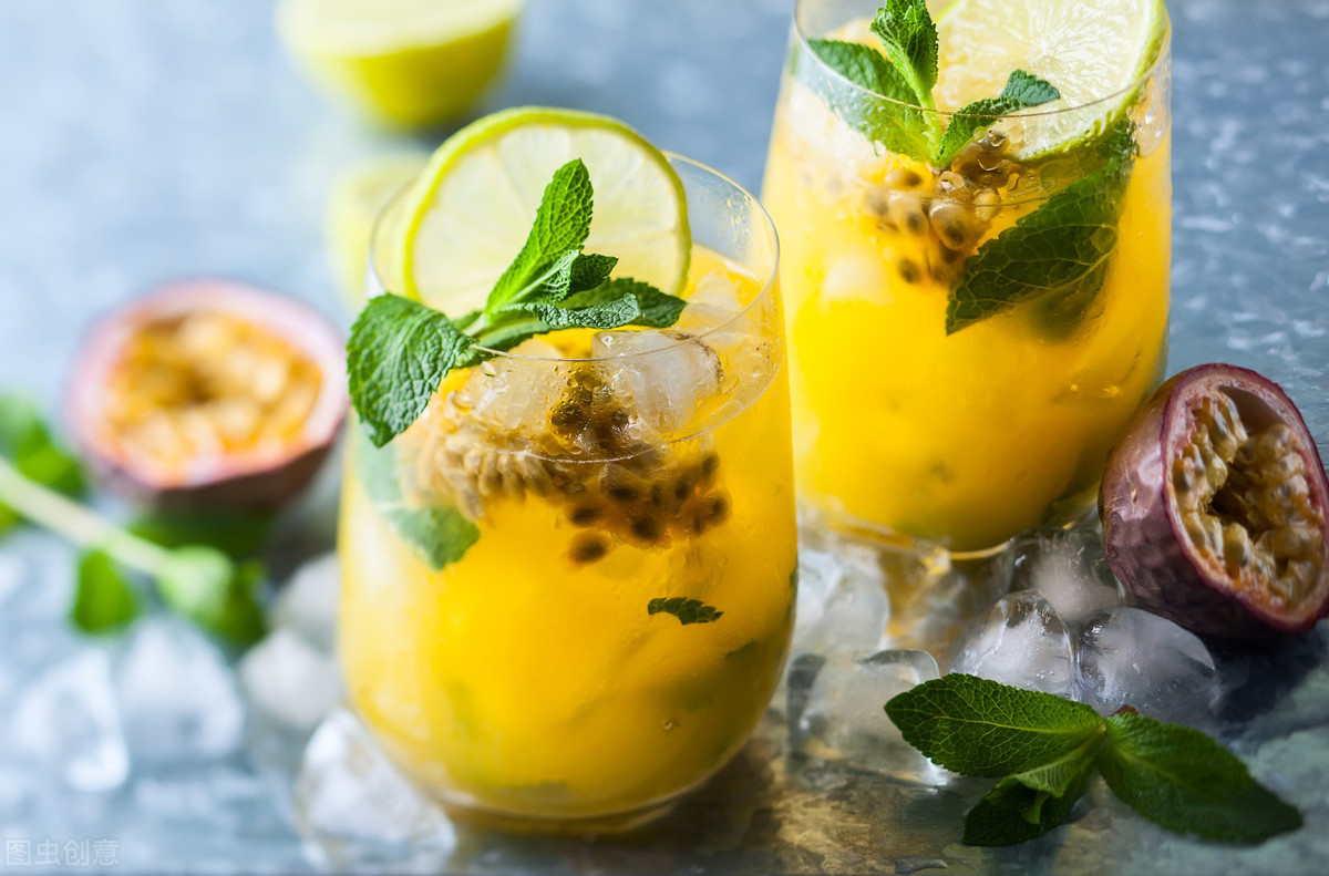 夏天自制冷饮：柠檬百香果金桔蜂蜜茶，做法特简单，味道鲜甜清爽