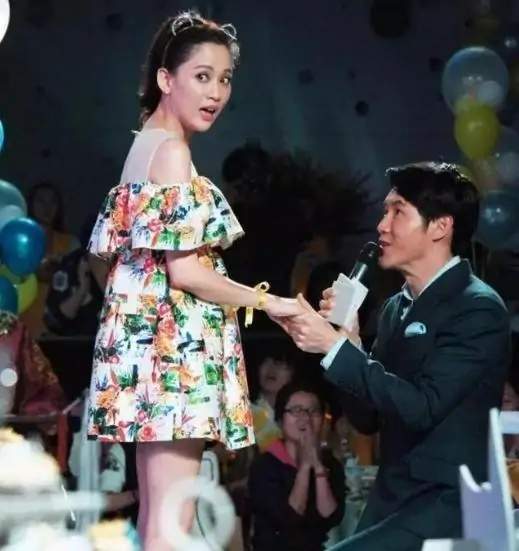 陈乔恩的“黑红上位史”,以及他“撩”过的众多男星