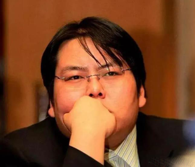 40岁“负豪”李兆会,混成“老赖”该怪谁呢?成于父亲却败于自己