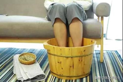 "暖心杀手"?18盐城女上网买暖宝宝过冬,反惹一身"白癜风"