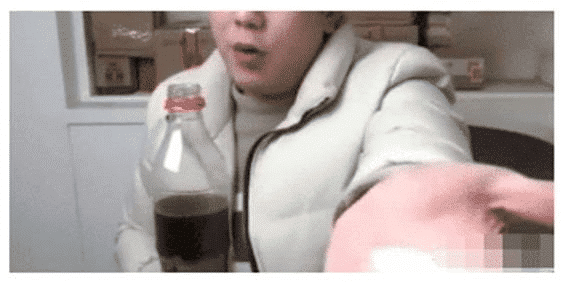 味精+可乐=催情药?是谣言还是事实?网友亲自测试后结果令人意外