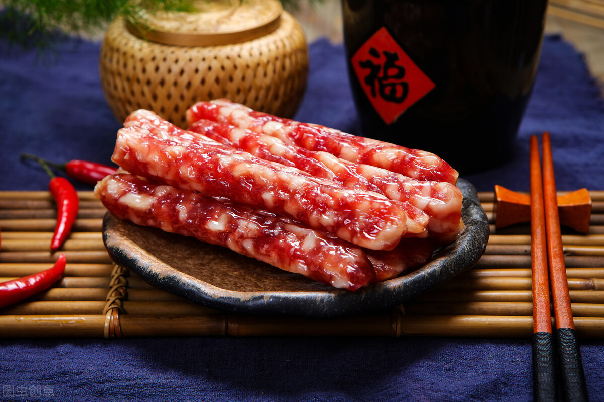 蒸香肠蒸多久能吃?用冷水还是热水?区别很大,用错了香肠很干柴
