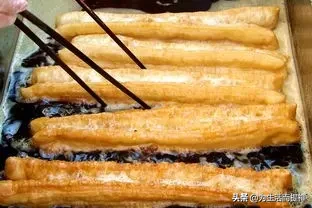放了“它”,出锅的油条个个空心酥脆,别怪早餐店师傅守口如瓶