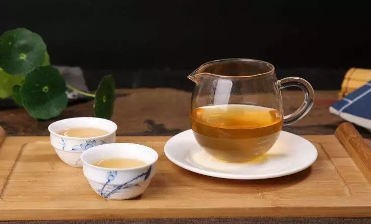 何为沉香茶?用什么器皿泡最好?怎样喝最美味?绝大部分人不知道