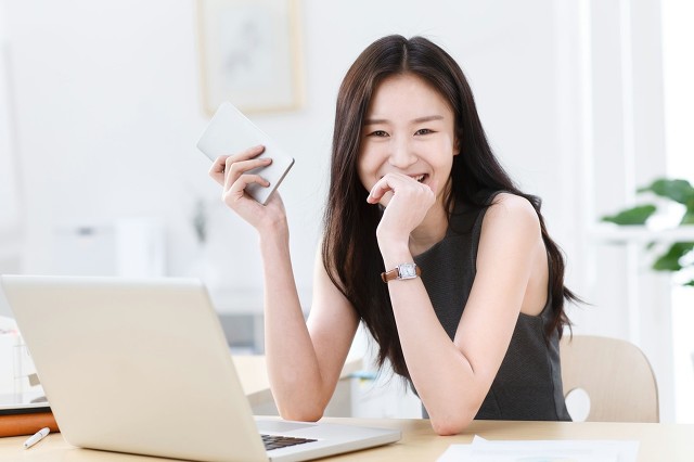一次出差让我深陷上司的温柔陷阱,这是一次意外还是一次久候
