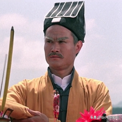僵尸至尊:揭秘一代宗师林正英如何说鬼话