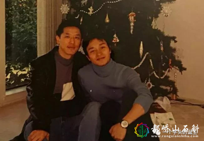 有一种抛开世俗眼光的爱情,叫张国荣与唐先生