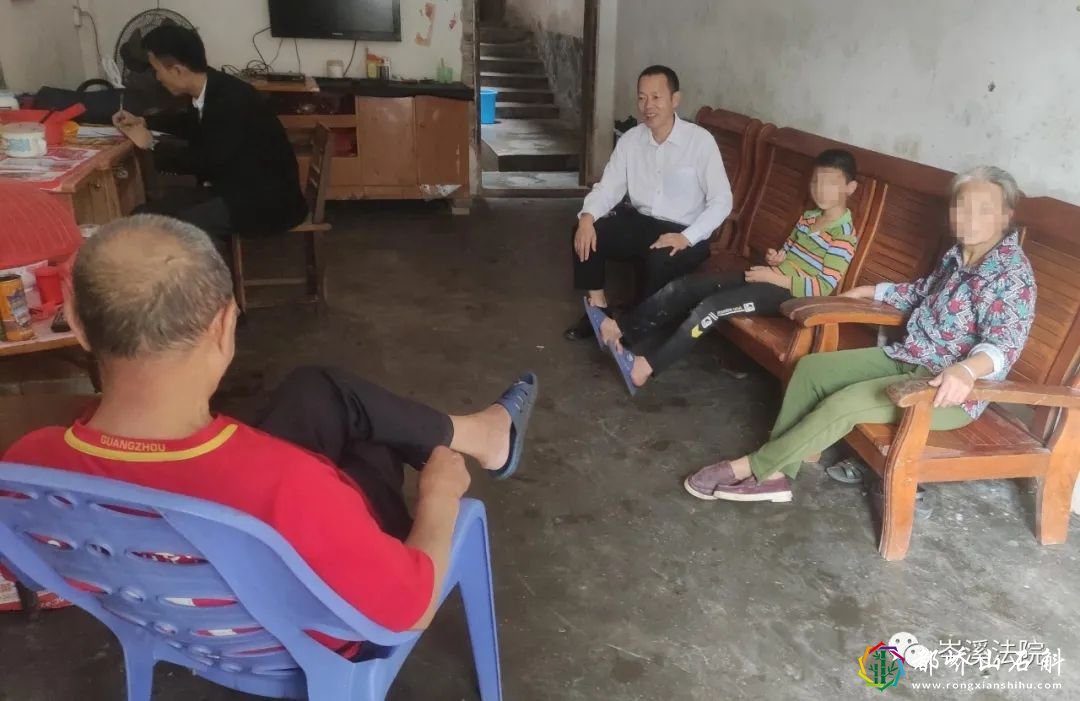 这对夫妻离婚,孩子选择跟父亲过竟是因为……