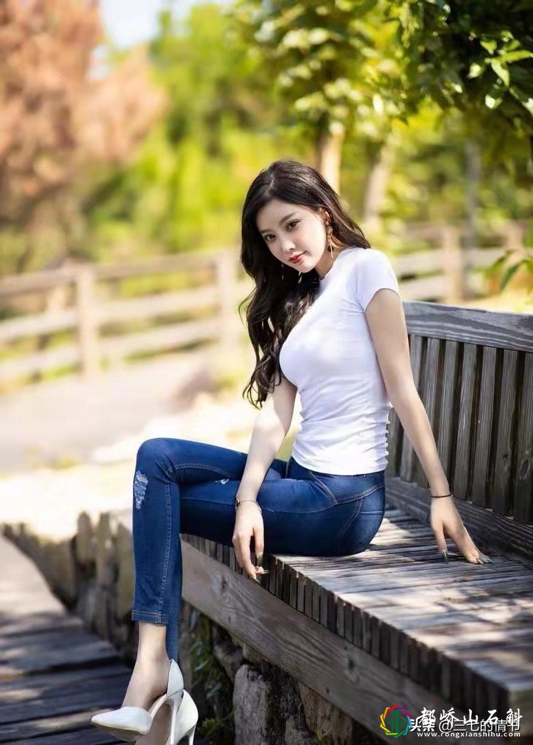 她回信息慢,对你冷淡,怎么办?
