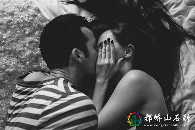 男朋友吃女朋友剩饭这件事情正常吗?你们觉得呢?