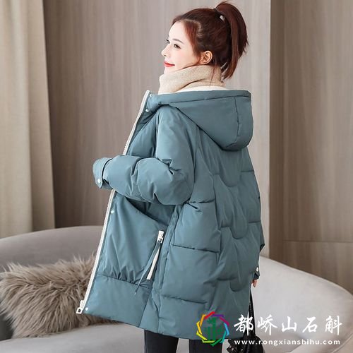 羽绒服怎么选？认准这四点，冬天再冷也无妨