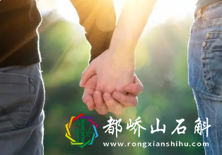 已婚女人玩暧昧，有哪些危害，会出轨吗？