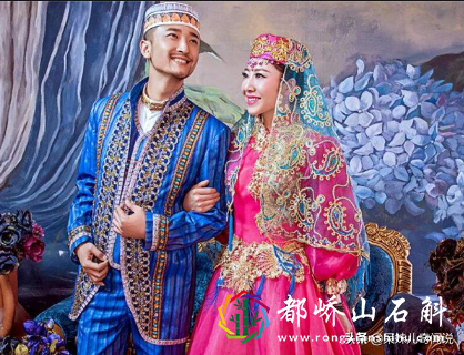 56个民族的盘点，你都知道几个？关于他们的服饰您更喜欢哪个呢？