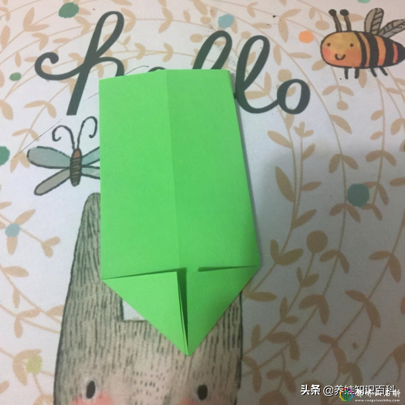 滑翔机怎么折?按照这个方法来,滑翔机飞得又远又久,教给宝宝哦