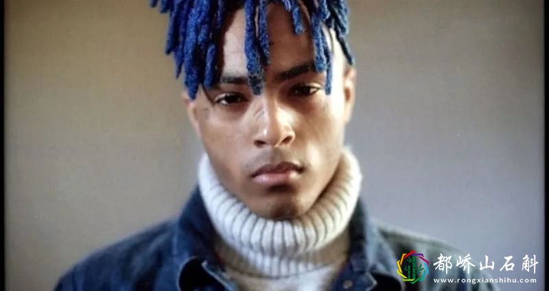 XXXTentacion儿子长相如复制！老爸肖像挂在胸前惹鼻酸