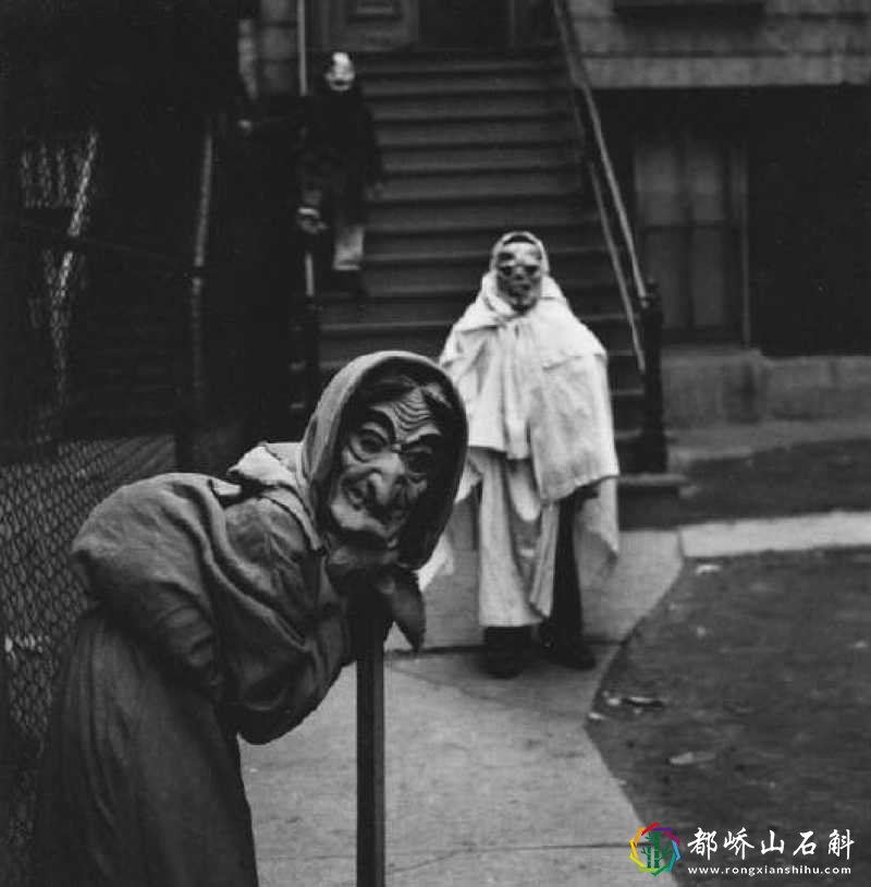 15张吓死人不偿命的万圣节老照片