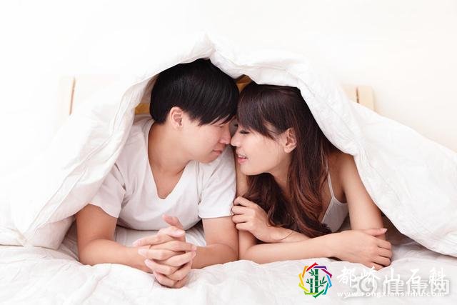 夫妻多久“同房”一次最佳？一个简单的公式，用年龄就能算出来