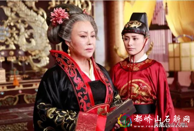 陕西墓穴巨大发现，揭开武则天真面目，开棺后专家倒吸一口凉气
