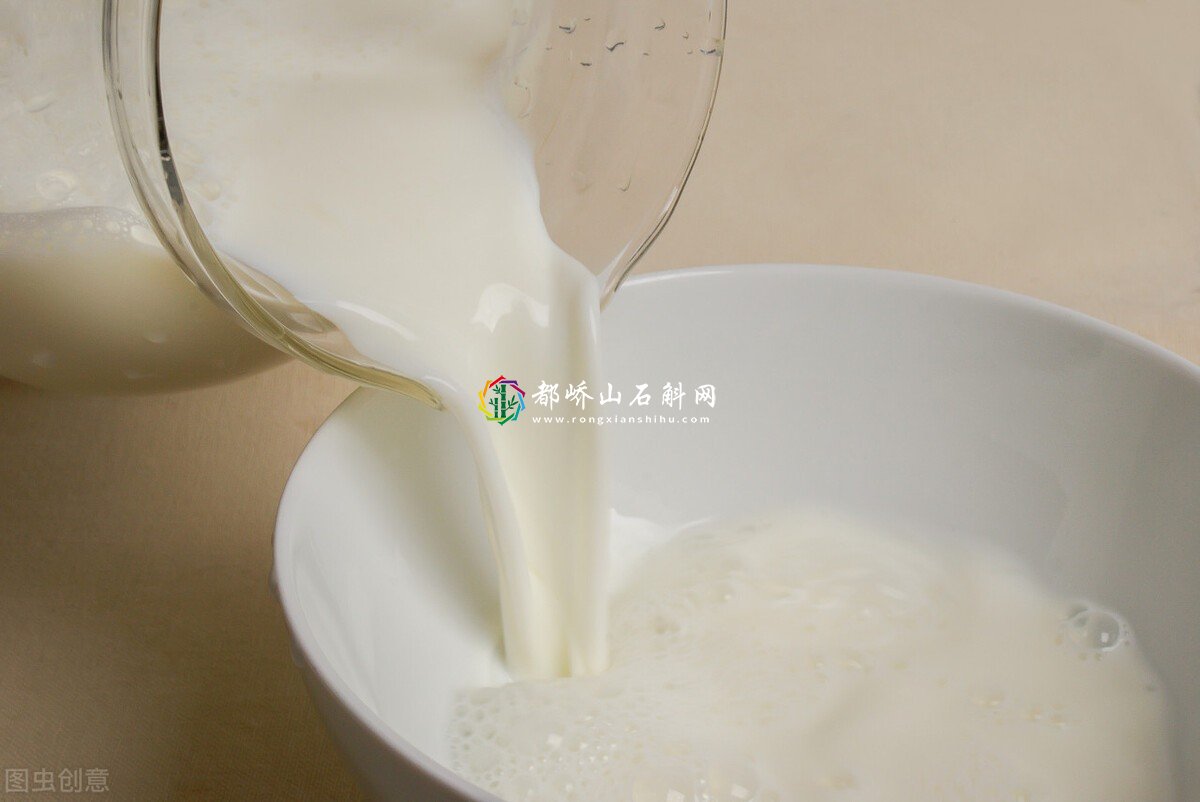 牛奶加热到100度可以喝吗【牛奶怎么加热比较好】