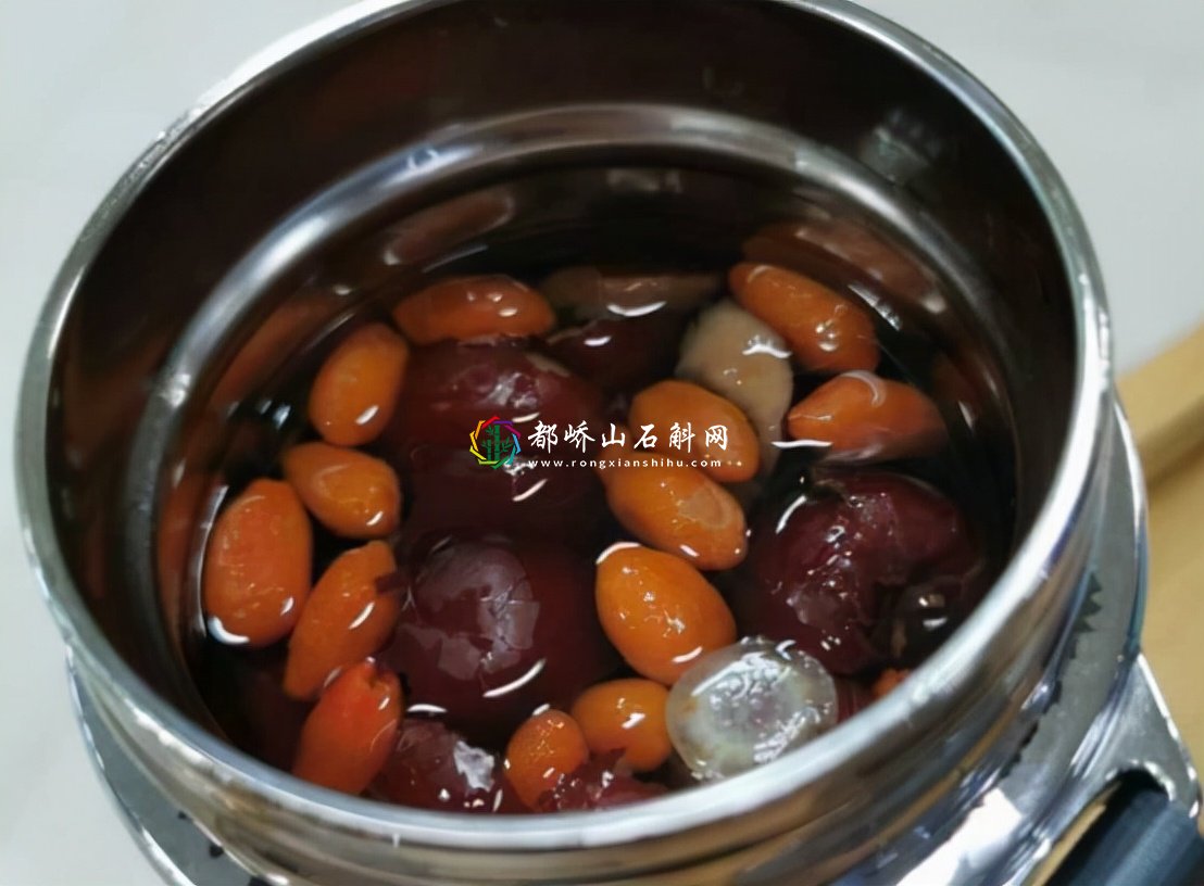 保温杯能泡红枣枸杞吗