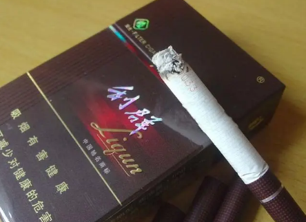 黑嘴利群图片