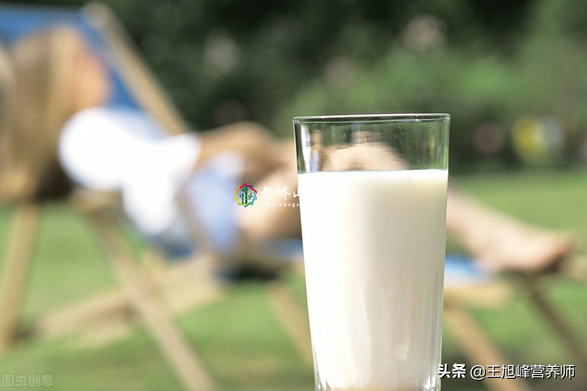 睡前喝纯牛奶会长胖吗