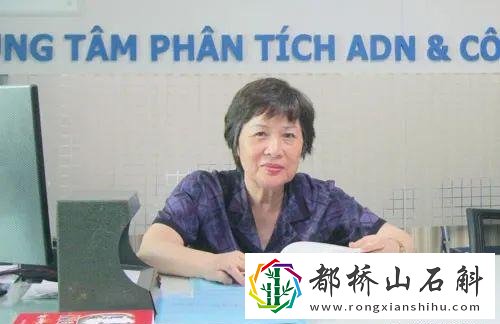 和三个人在一起怀孕了是谁的