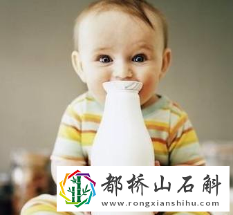空腹喝完纯牛奶就拉稀是好事