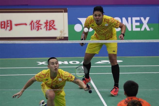 杨博涵（前）、卢敬尧（后）在2022汤姆斯盃小组赛第3战助中华队夺胜。（资料照／中央社）