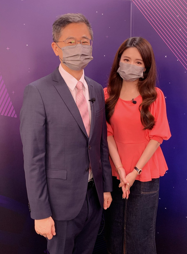 台湾运彩总经理林博泰上时来运转节目，与主持人尉迟佩玉谈运彩眉角。