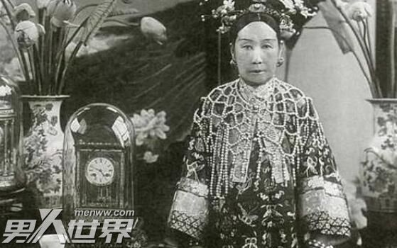 慈禧死后一年下葬为什么身子不烂