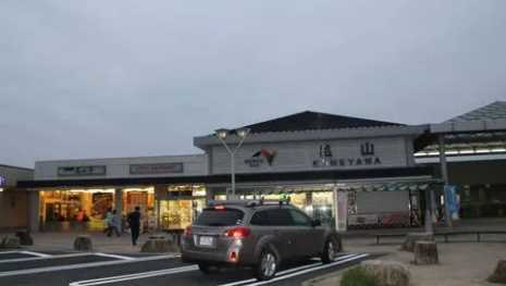 高速服务区可以叫外面的修车吗2