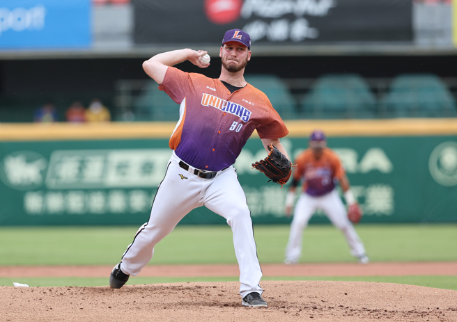 统一狮洋投布雷克6局失1分，用本季第3胜为自己庆祝28岁生日。（统一狮提供）