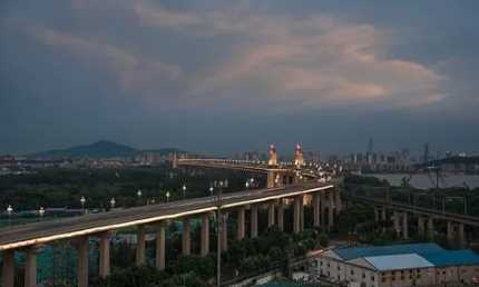 为什么9月份南京还这么热20223