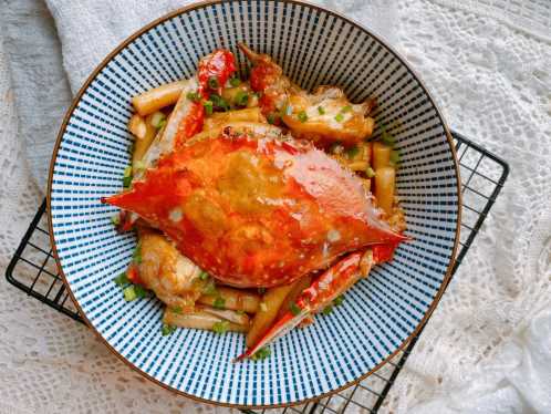 梭子蟹炒之前需要过水吗2