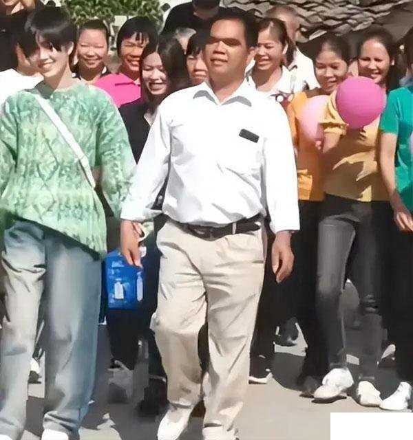 梁玉莹父亲