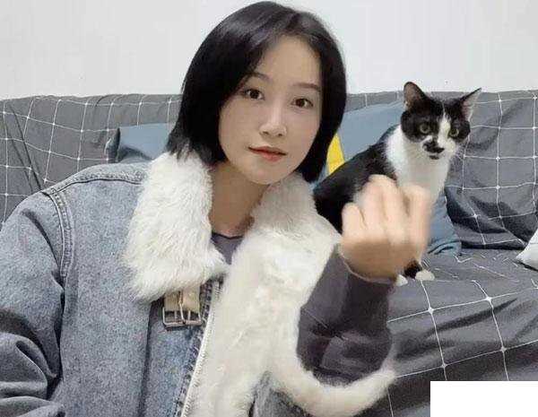 蓝盈莹